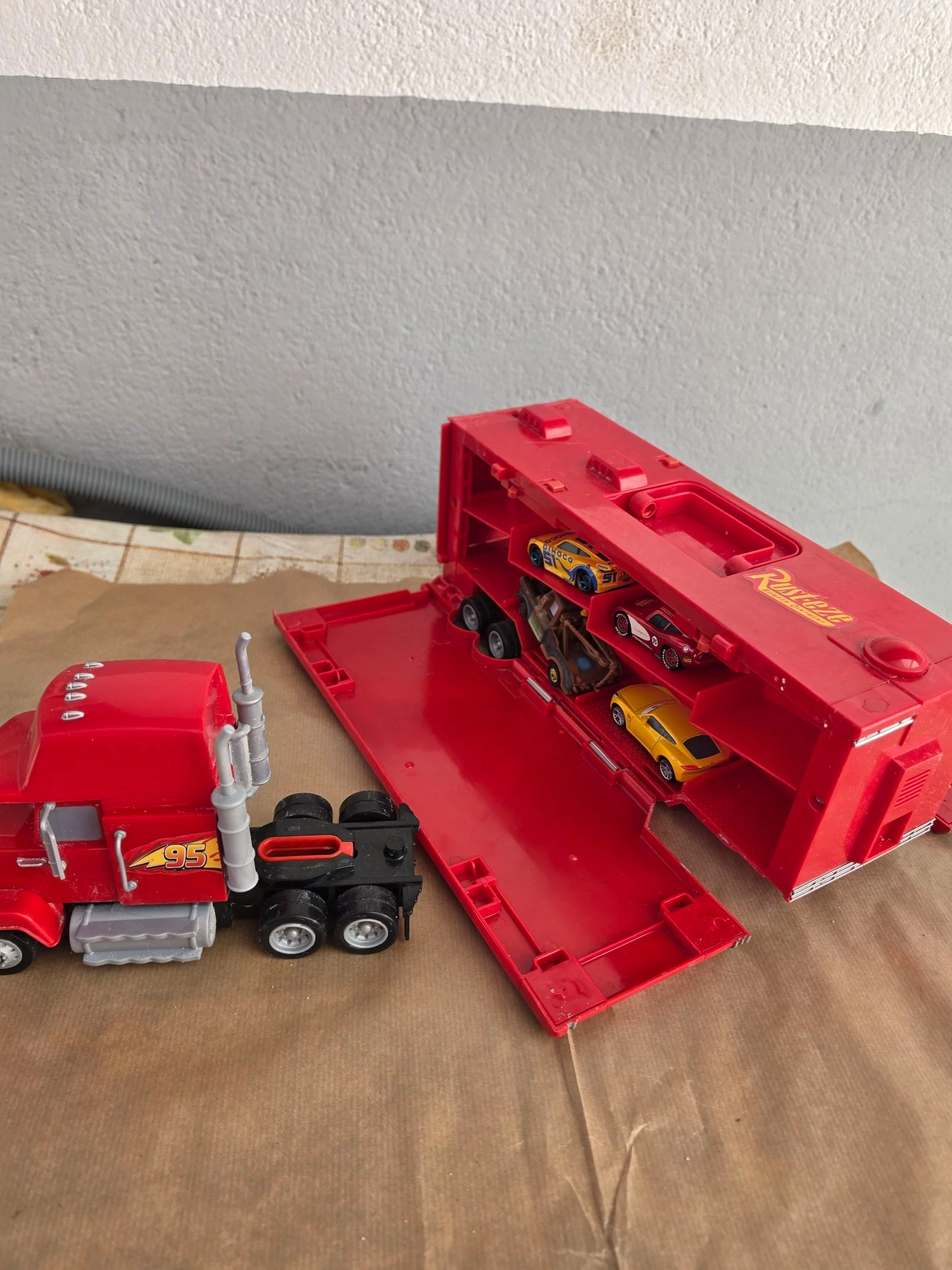 Garage Cars Mack Lightning McQueen Truck – photo 10